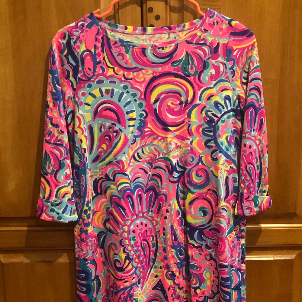 Lilly Pulitzer dress 3/4 length sleeves